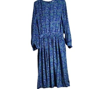 Vintage long sleeve paisley patternmidi dress color green and blue size 8